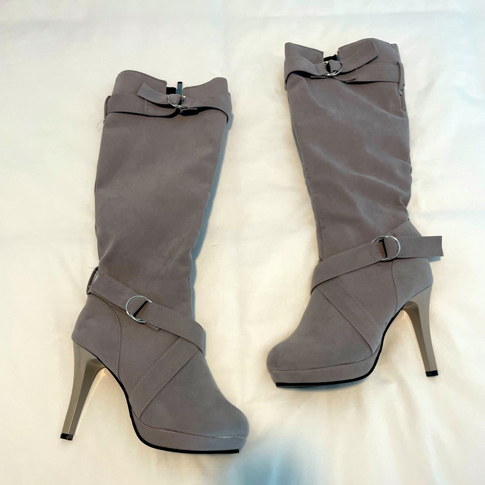 Grey booths